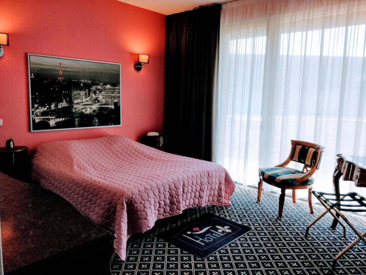 Hotel Fleur De Lys Байьол Екстериор снимка